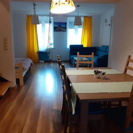 Apartament Na Rynku Chęciny Extérieur photo