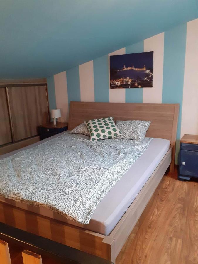 Apartament Na Rynku Chęciny Extérieur photo