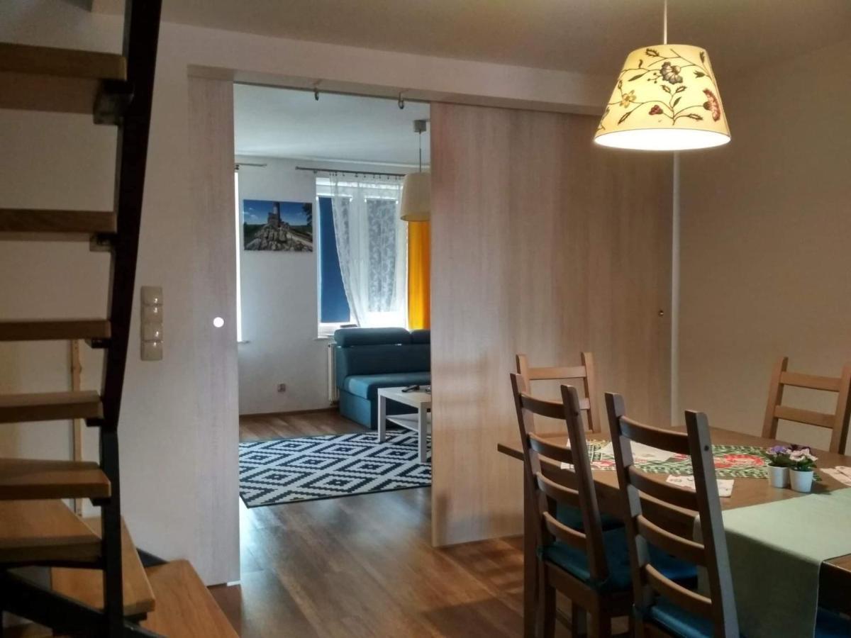 Apartament Na Rynku Chęciny Extérieur photo